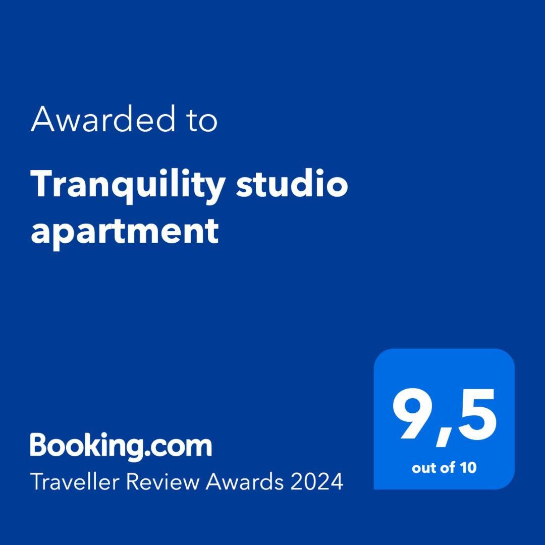 Tranquility Studio Apartment Малага Екстер'єр фото